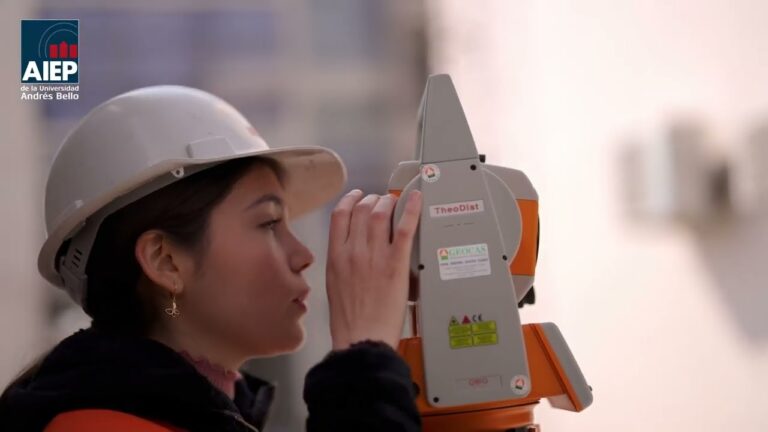 Curso de Top&oacute;grafo en Chile: Formaci&oacute;n y Oportunidades Profesionales