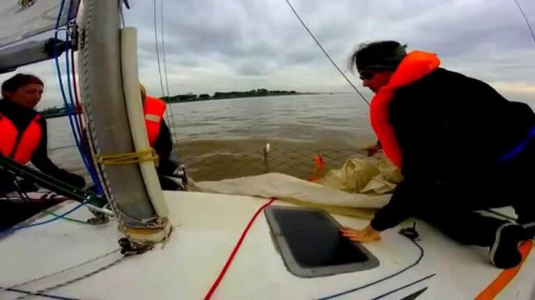 Cursos de Vela Menor en Chile: Aprende a Navegar con Éxito