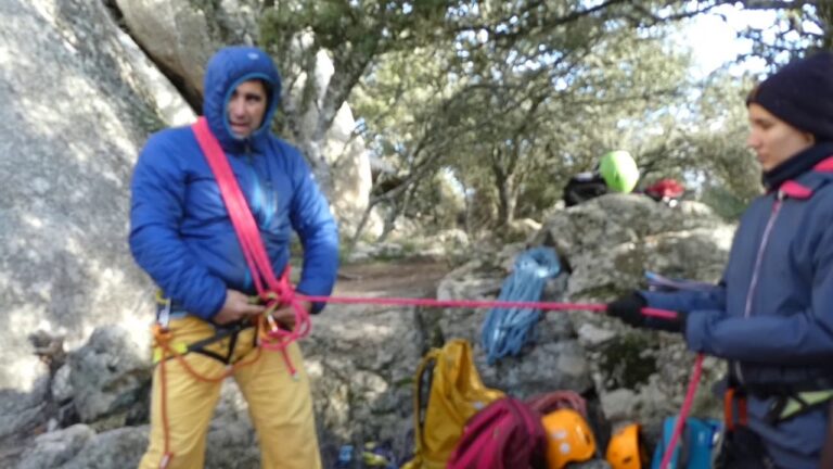 Mejores Cursos de Gu&iacute;a de Rappel en Chile
