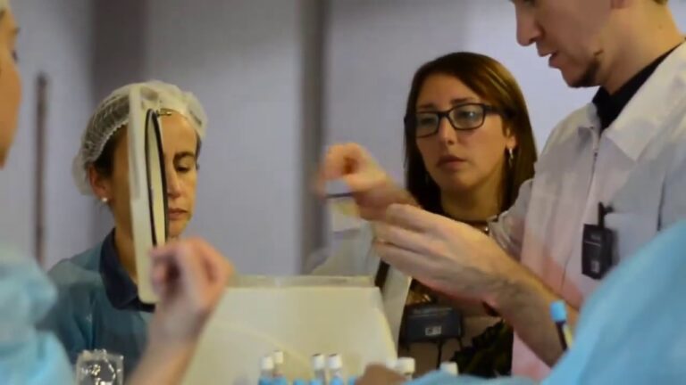 Curso de Cirug&iacute;a Primero en Chile
