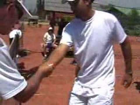 Curso de Monitores de Tenis en Chile: Formaci&oacute;n y Oportunidades