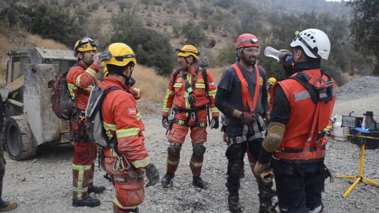 Curso K SAR Chile: Formaci&oacute;n y Oportunidades en Rescate A&eacute;reo