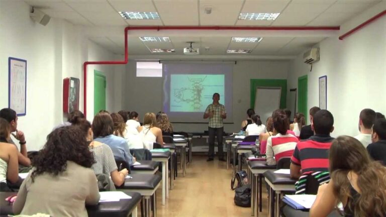 Transforma Tu Carrera con el Curso de Osteopat&iacute;a en Chile