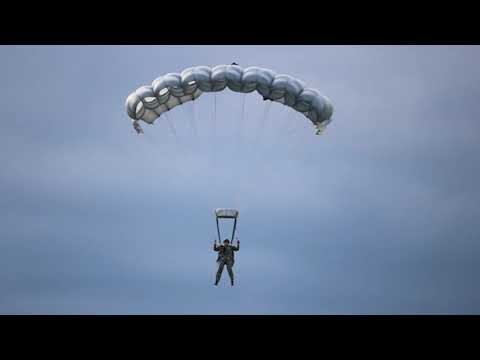 Curso Avanzado de Paracaidismo en el Ej&eacute;rcito de Chile