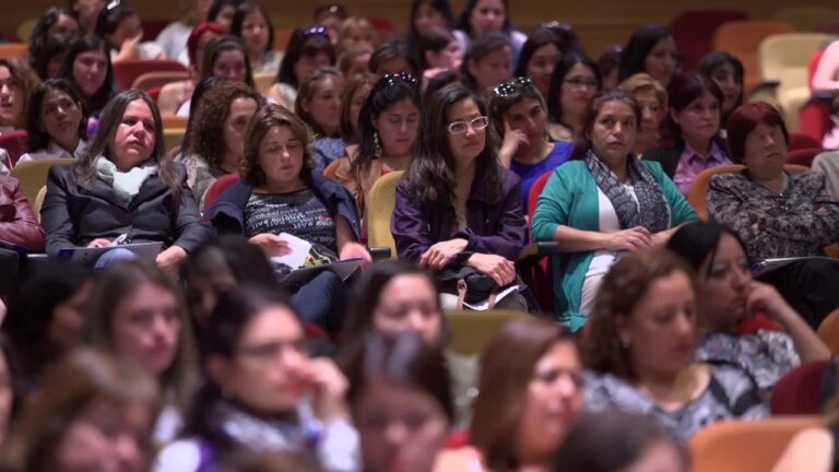 Cursos de Dentaid Chile: Mejora tu Formaci&oacute;n Dental