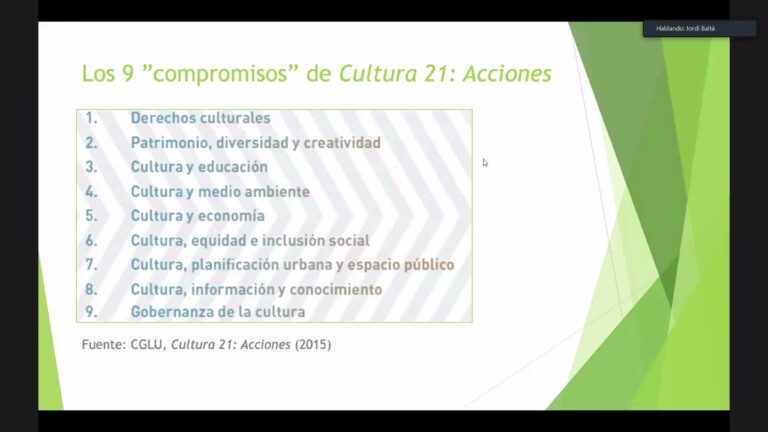 Curso de Sustentabilidad y Econom&iacute;as Sociales en la Universidad de Chile