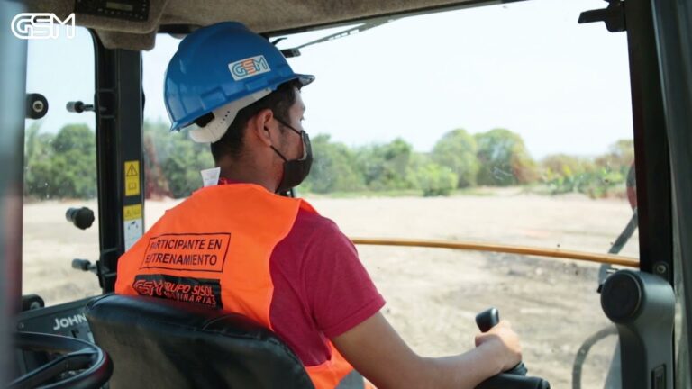 Mejores Cursos de Operador de Retroexcavadora en Chile