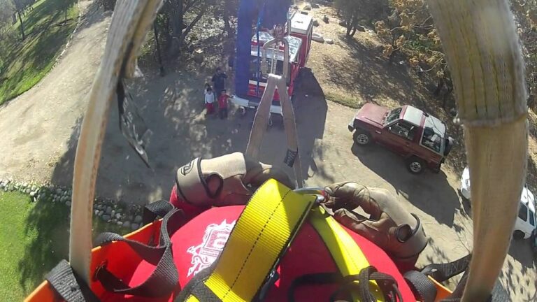 Cursos de Tiroleza para Bomberos en Chile: Formaci&oacute;n Efectiva y Segura